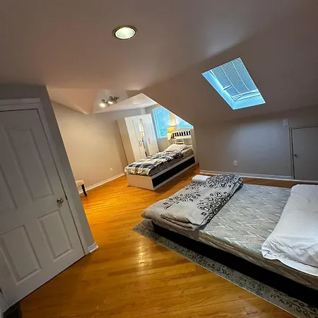 Super Deluxe Private Room Next To Toronto P2C Pickering Exterior photo