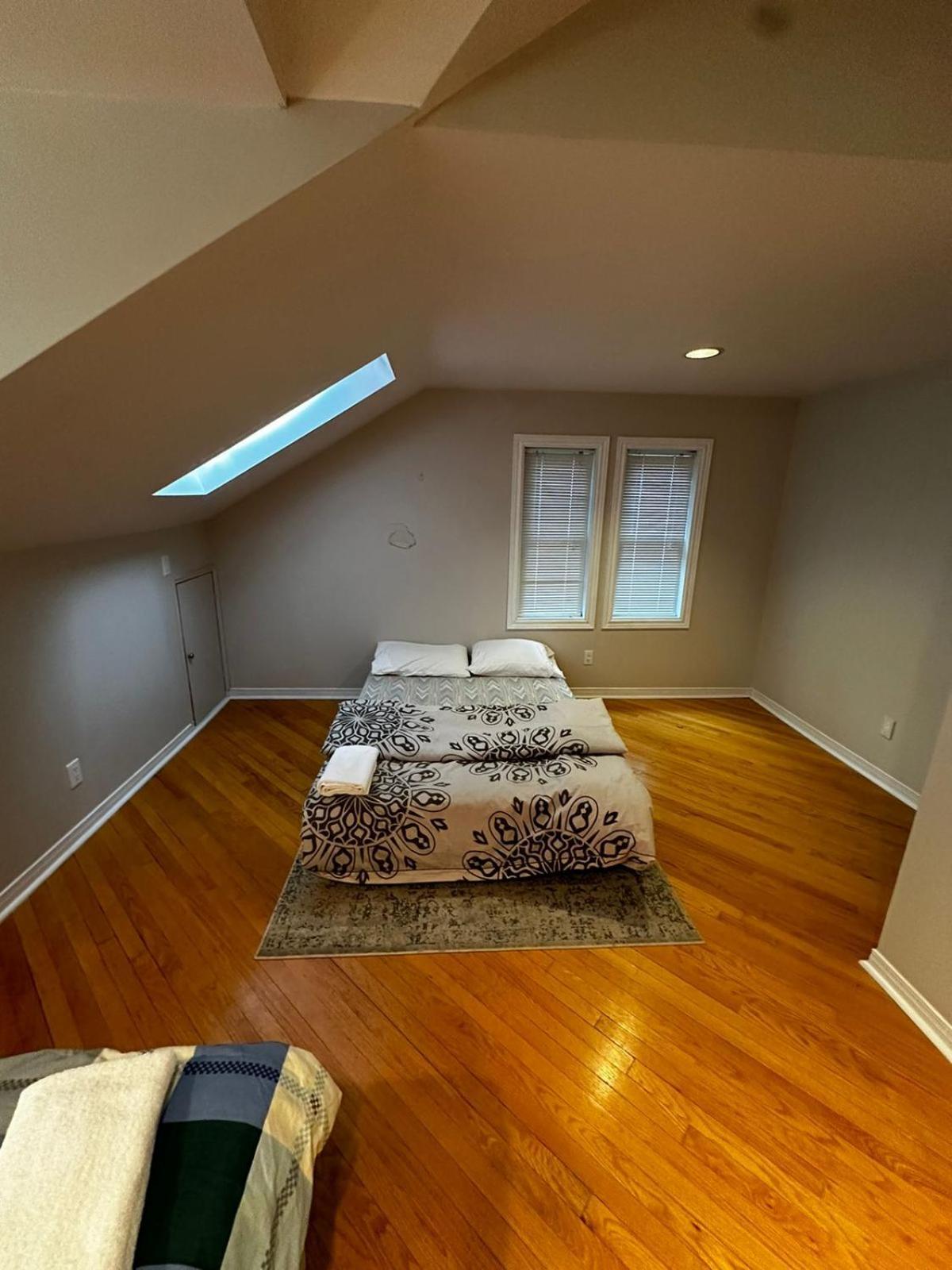 Super Deluxe Private Next To Toronto P2c Homestay *