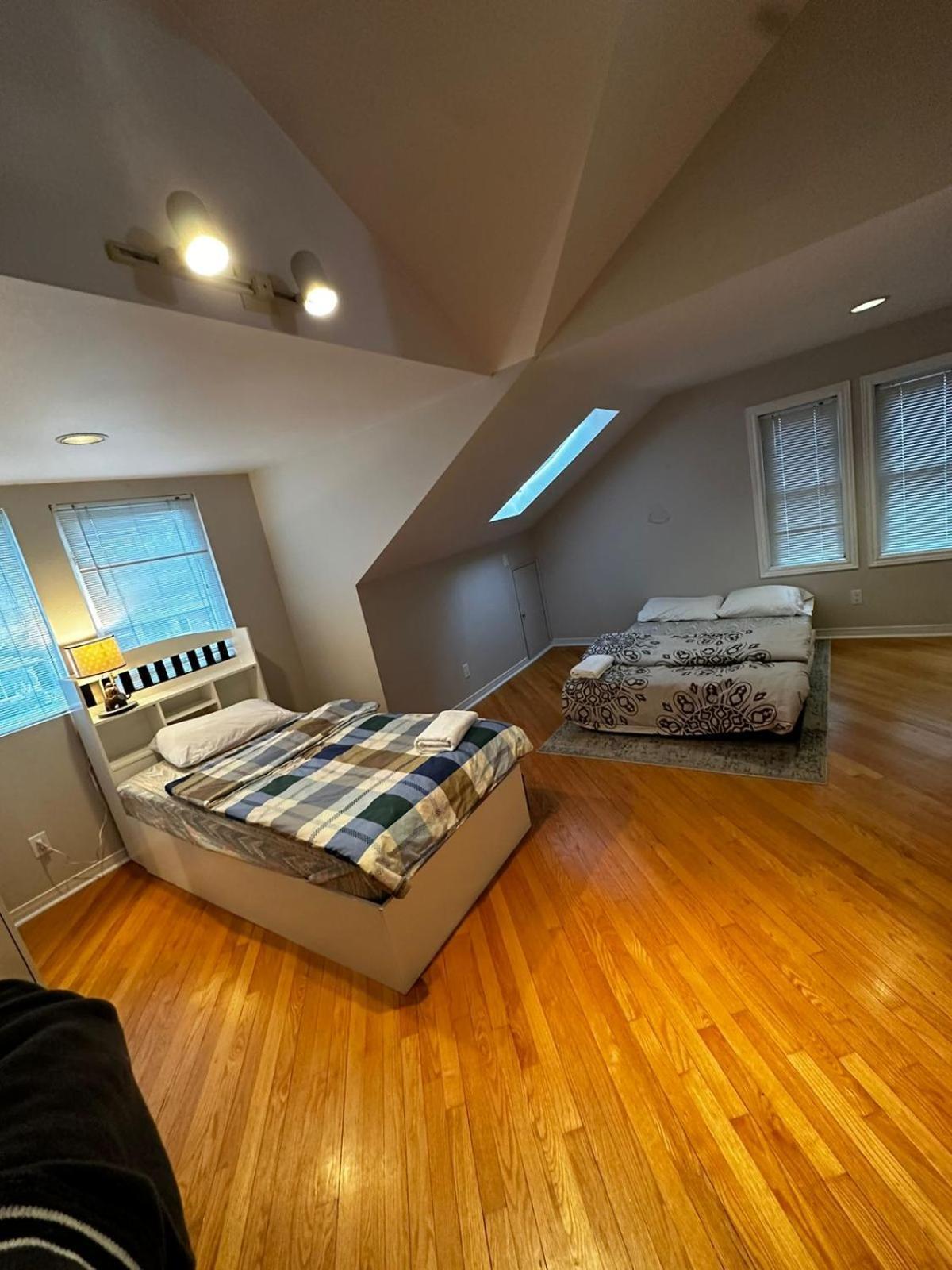 Homestay Super Deluxe Private Next To Toronto P2c Pickering