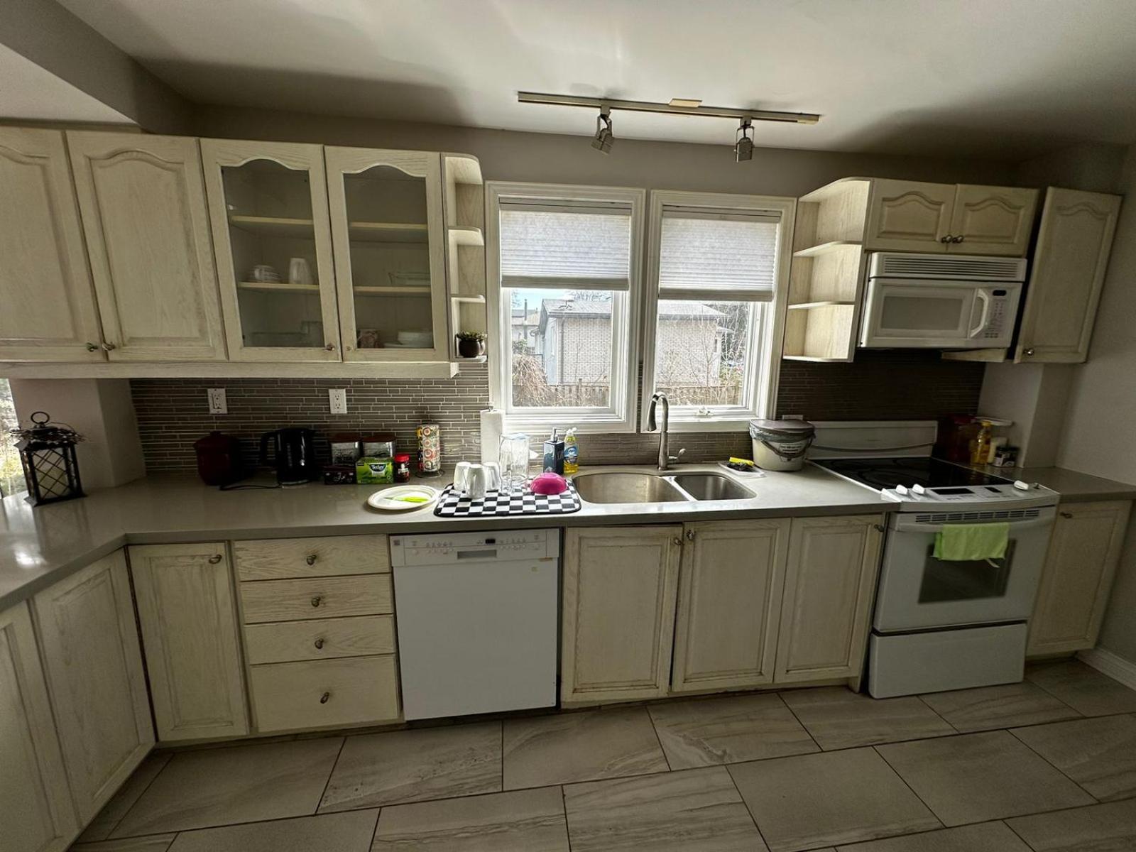 Homestay Super Deluxe Private Next To Toronto P2c Pickering