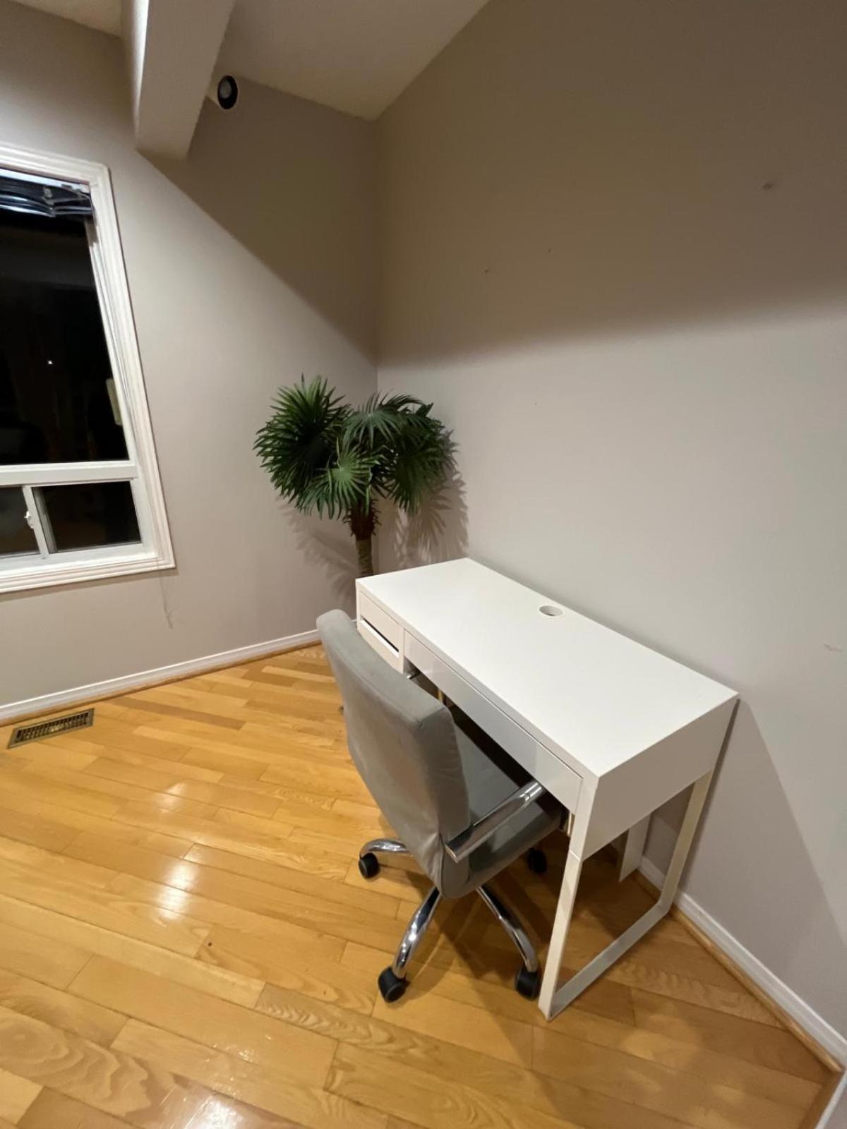 Super Deluxe Private Next To Toronto P2c Homestay